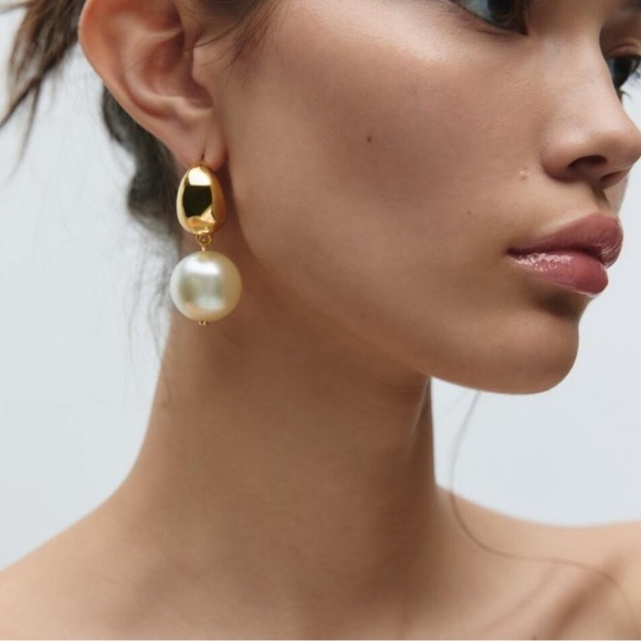 ZARA PEARL BEAD HOOP EARRINGS - Picture 2 of 6